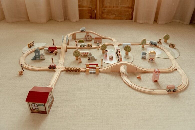 Little Dutch Train Track Set XL FSC 2540